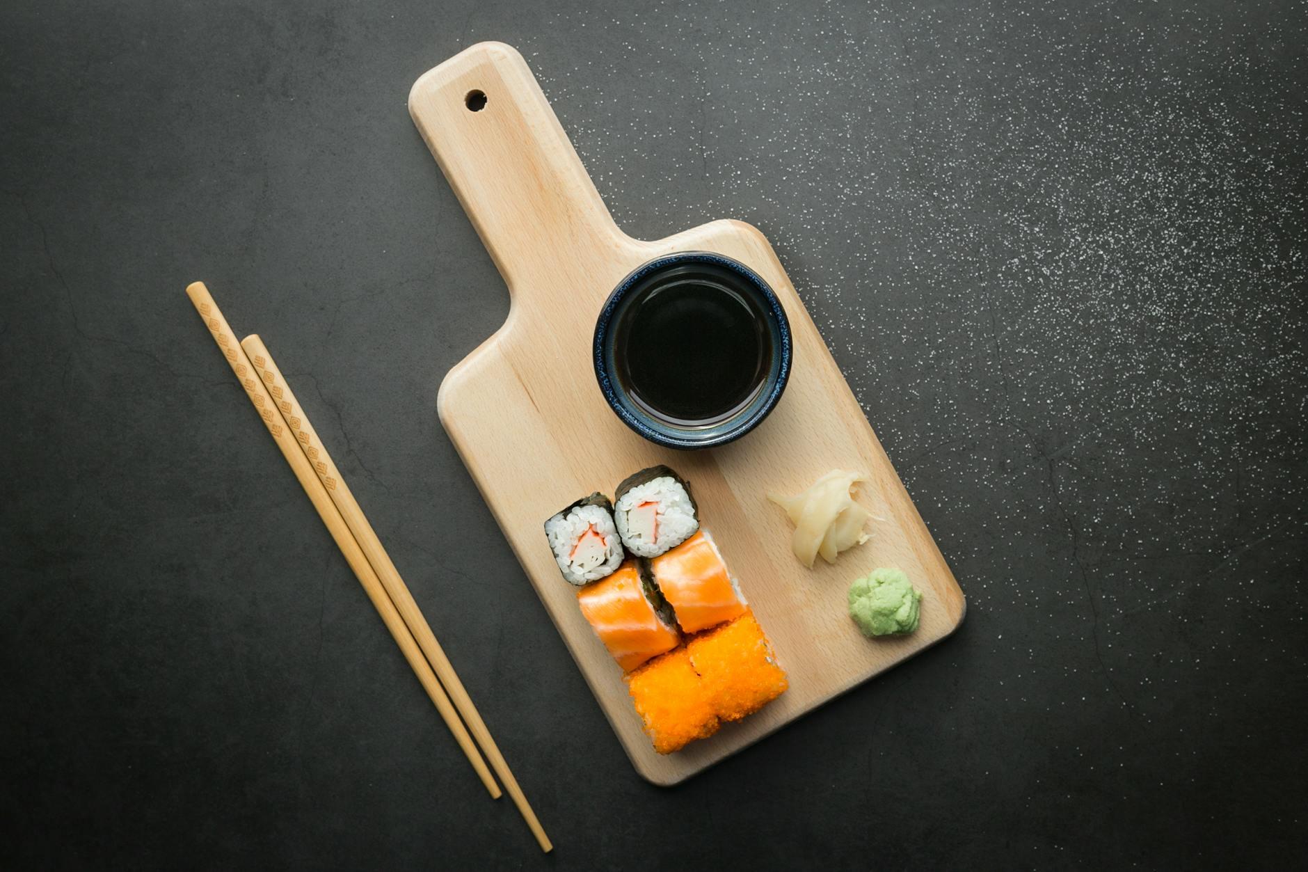 日本の伝統的な和食の世界：初心者向けの完全ガイド